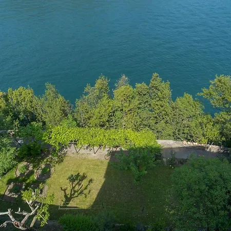 Lavarell House - View By Rent Nesso