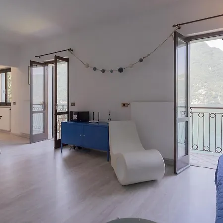 Lavarell House - View By Rent Nesso