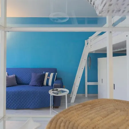 Lavarell House - View By Rent