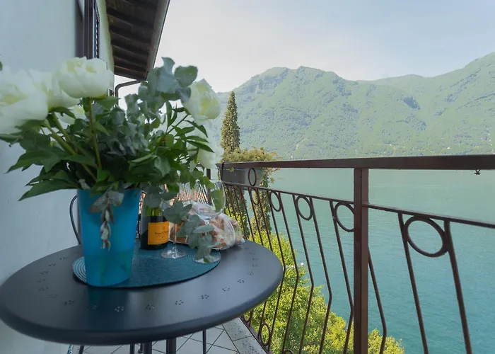 Διαμέρισμα Lavarell House - View By Rent